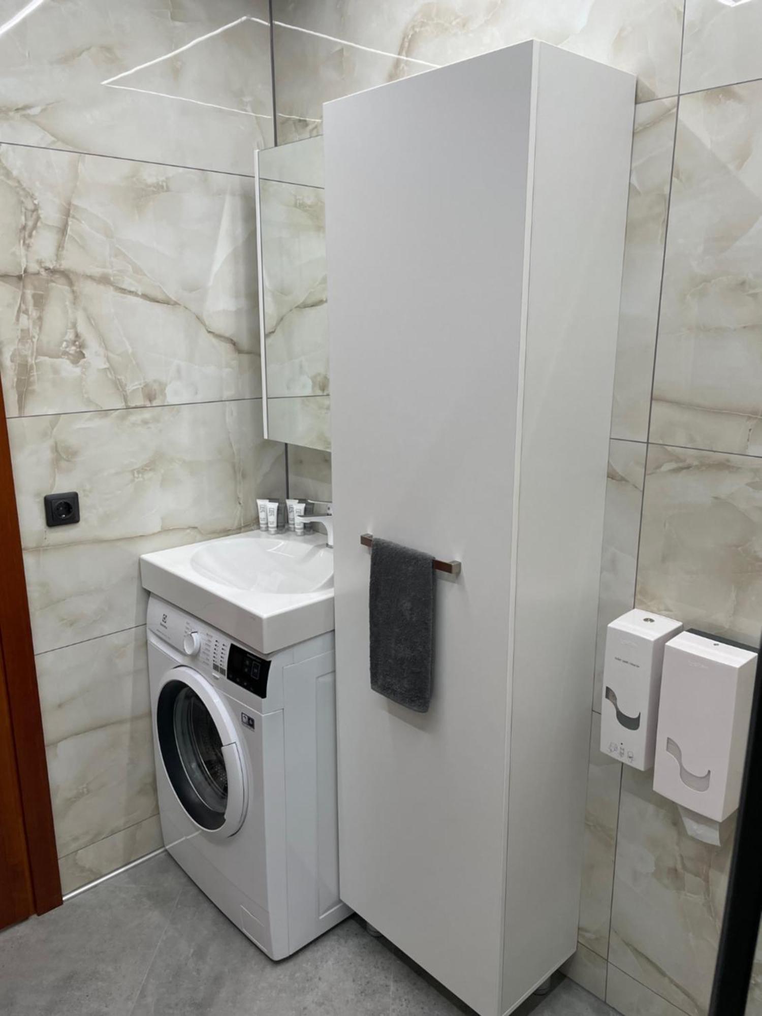 Brivibas - North & South, Free Privat Parking, Free Wifi, Self Check-in Appartement Riga