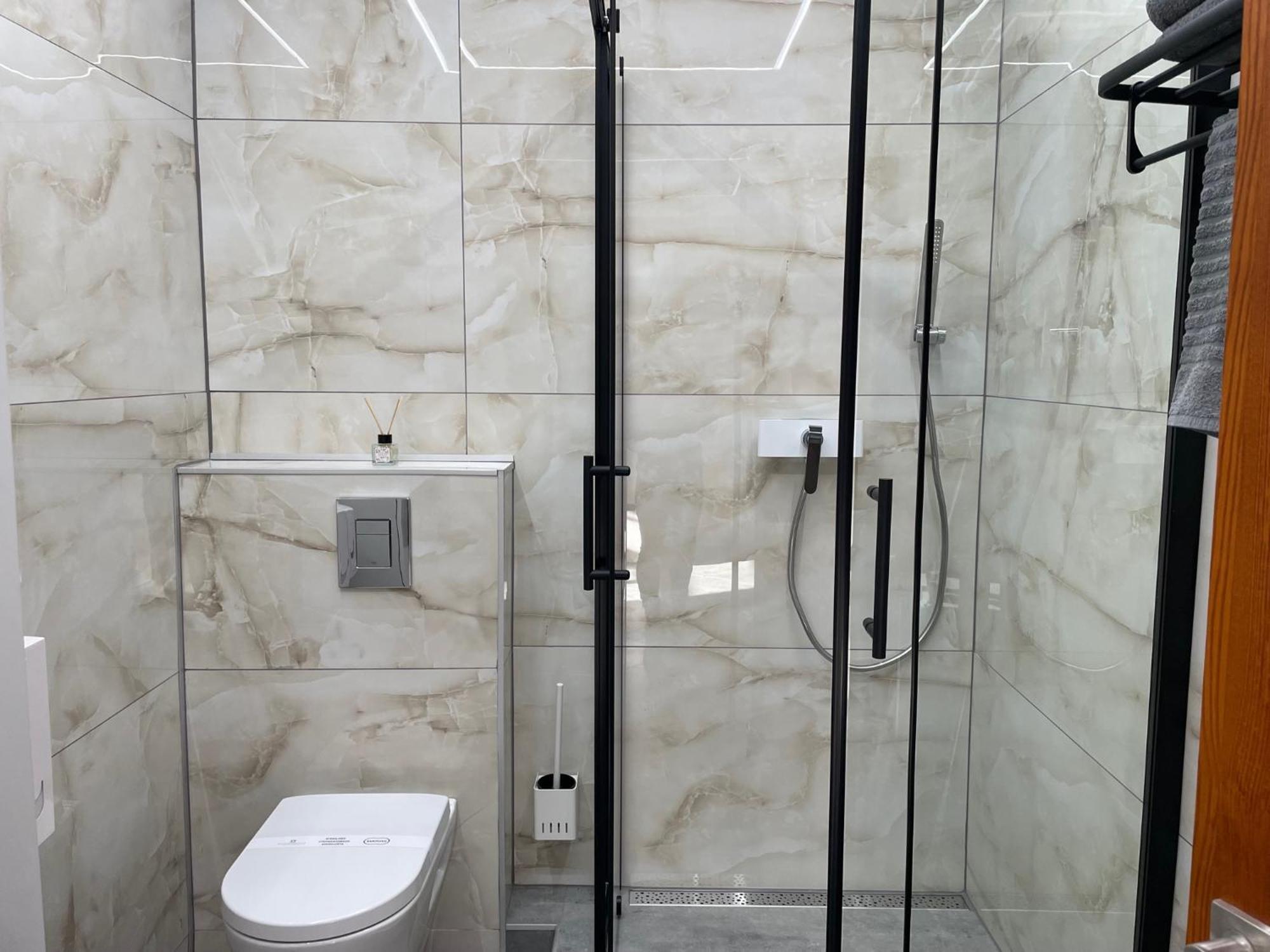 Brivibas - North & South, Free Privat Parking, Free Wifi, Self Check-in Appartement